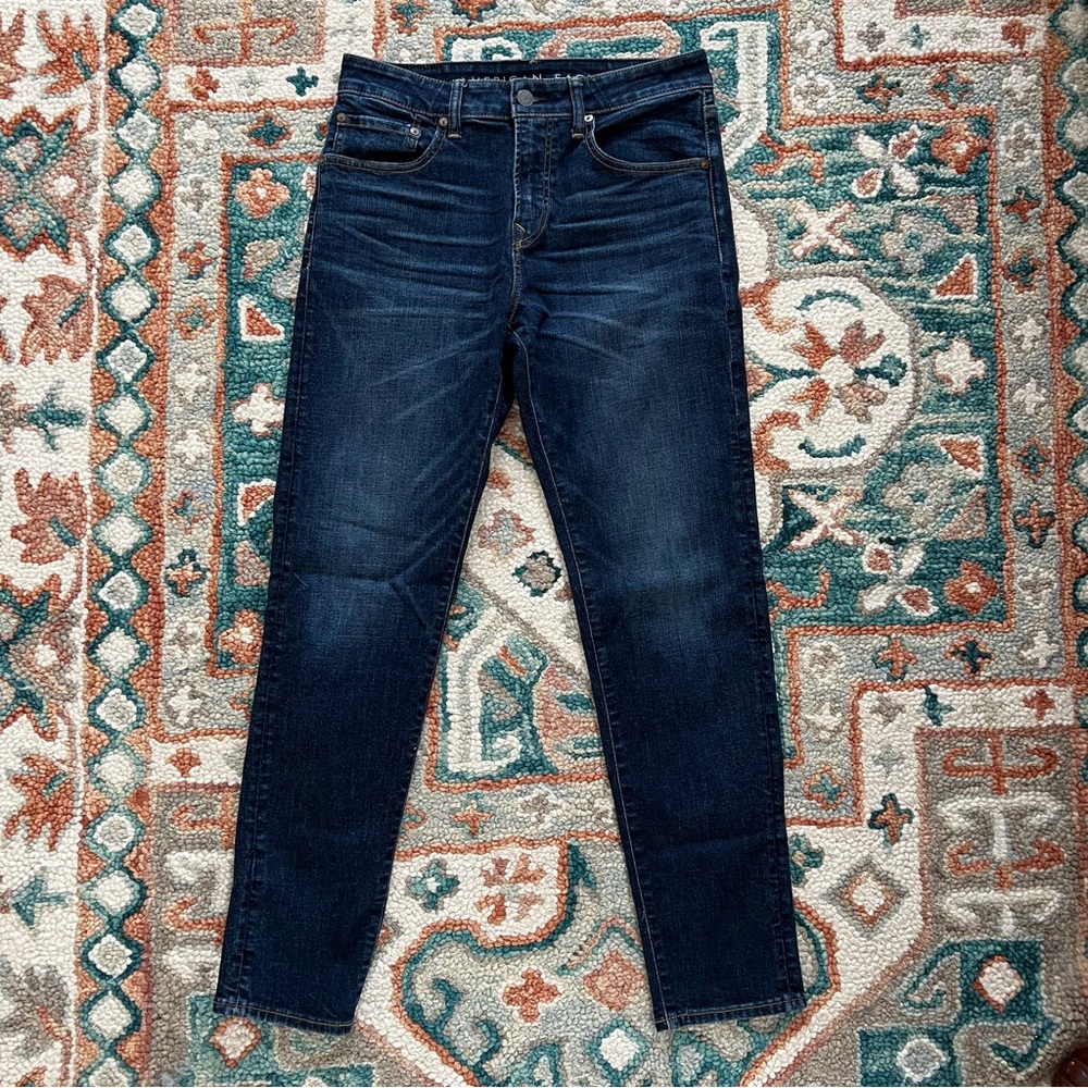 American Eagle Athletic Jeans 31x32